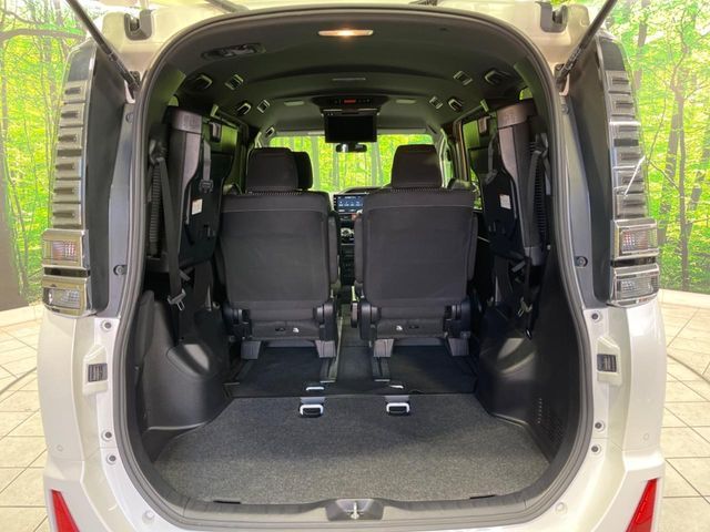 TOYOTA VOXY 2019 Image 31