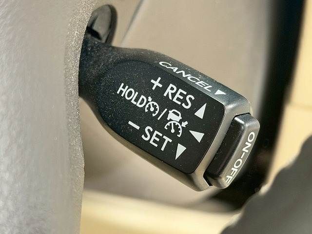 TOYOTA LANDCRUISER PRADO 2023 Image 31