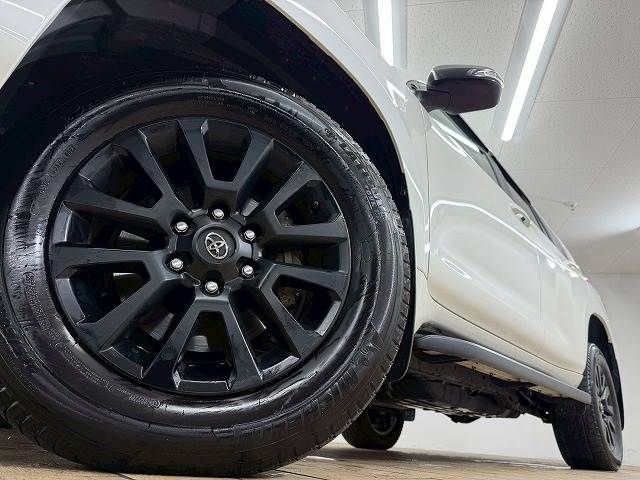 TOYOTA LANDCRUISER PRADO 2023 Image 31