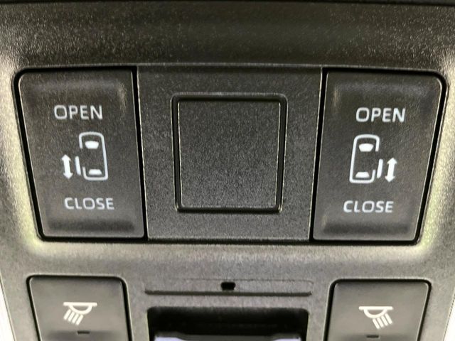 TOYOTA VOXY 4WD 2025 Image 31