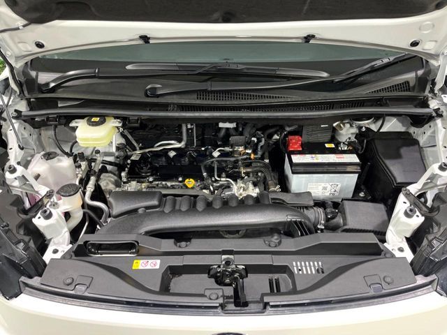 TOYOTA VOXY 4WD 2025 Image 31