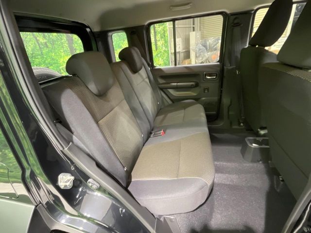 SUZUKI JIMNY NOMADE 2025 Image 31