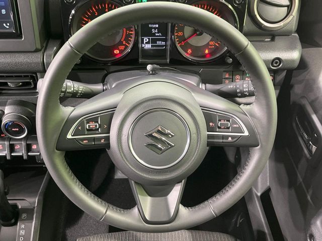 SUZUKI JIMNY NOMADE 2025 Image 31