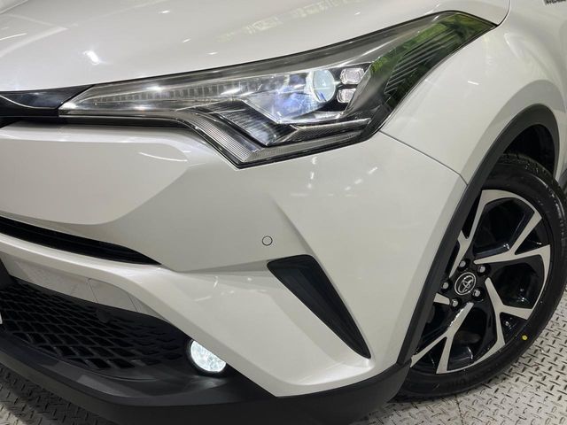 TOYOTA C-HR 2017 Image 31