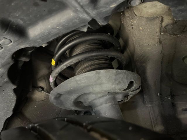 TOYOTA C-HR 2017 Image 31