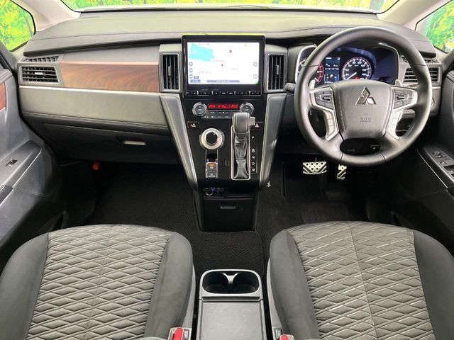 MITSUBISHI DELICA D:5 4WD 2024 Image 31