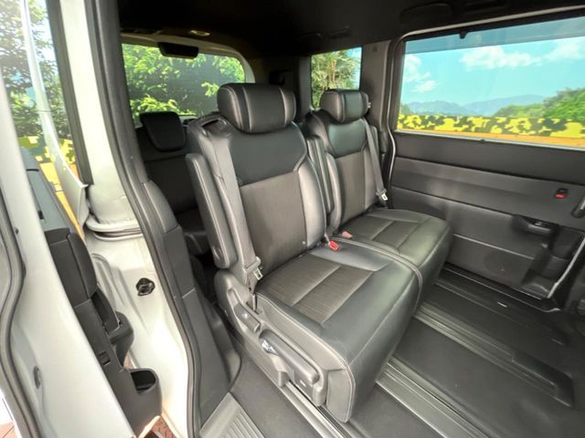 HONDA STEPWAGON E:HEV SPAD 2024 Image 31