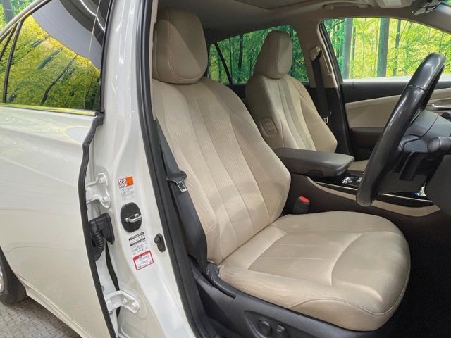 TOYOTA CROWN SEDAN HYBRID 2018 Image 31