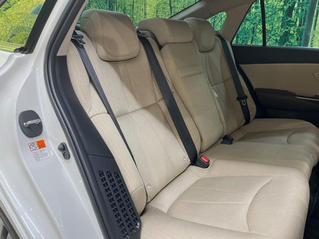 TOYOTA CROWN SEDAN HYBRID 2018 Image 31