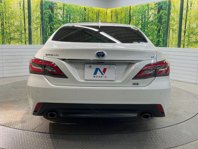 TOYOTA CROWN SEDAN HYBRID 2018 Image 31