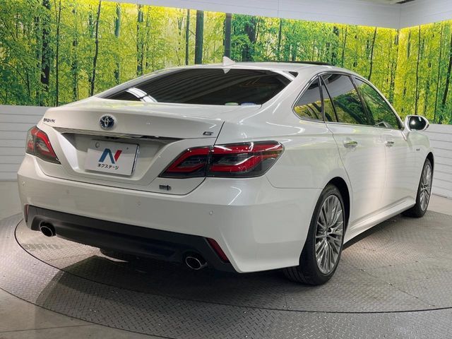 TOYOTA CROWN SEDAN HYBRID 2018 Image 31