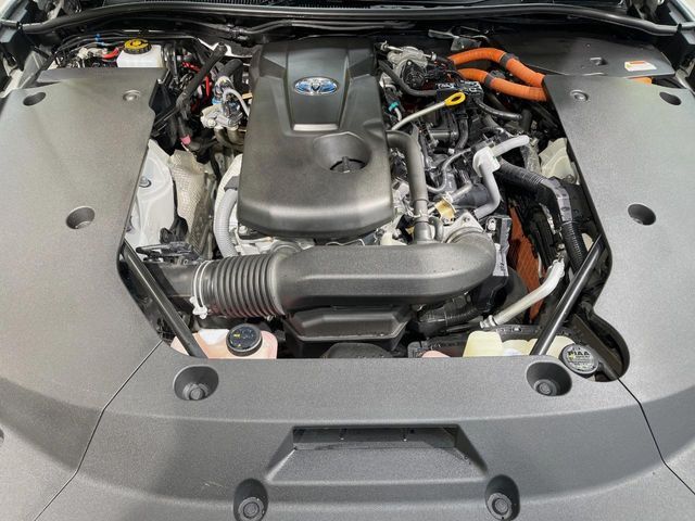 TOYOTA CROWN SEDAN HYBRID 2018 Image 31