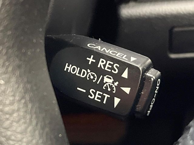 TOYOTA CROWN SEDAN HYBRID 2017 Image 31