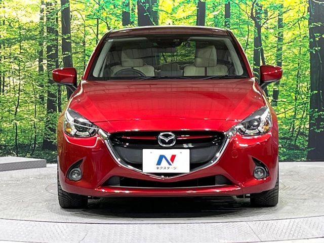 MAZDA DEMIO 2015 Image 31