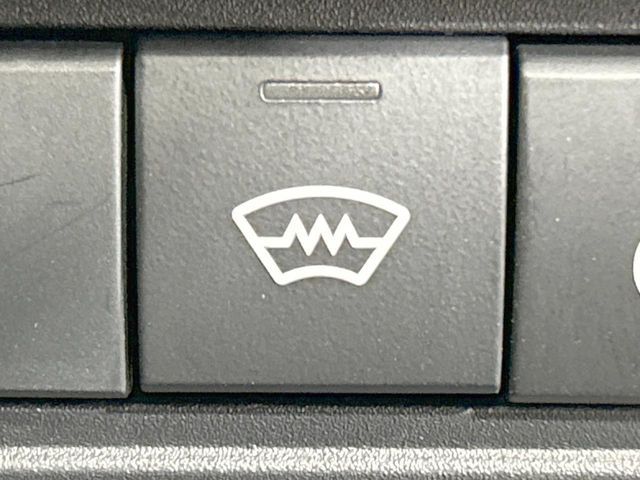 TOYOTA YARIS CROSS HYBRID 2025 Image 31