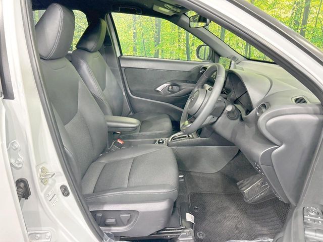 TOYOTA YARIS CROSS HYBRID 2025 Image 31