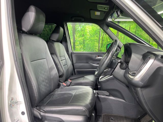 TOYOTA VOXY HYBRID 2024 Image 31