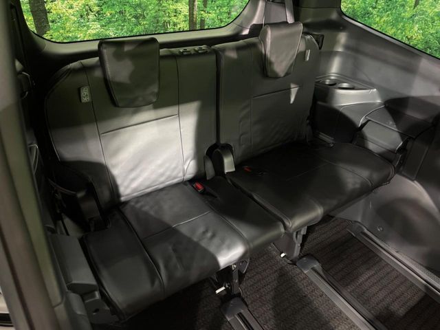 TOYOTA VOXY HYBRID 2024 Image 31