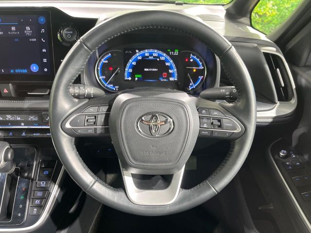 TOYOTA VOXY HYBRID 2024 Image 31