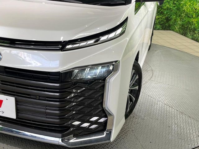 TOYOTA VOXY HYBRID 2024 Image 31