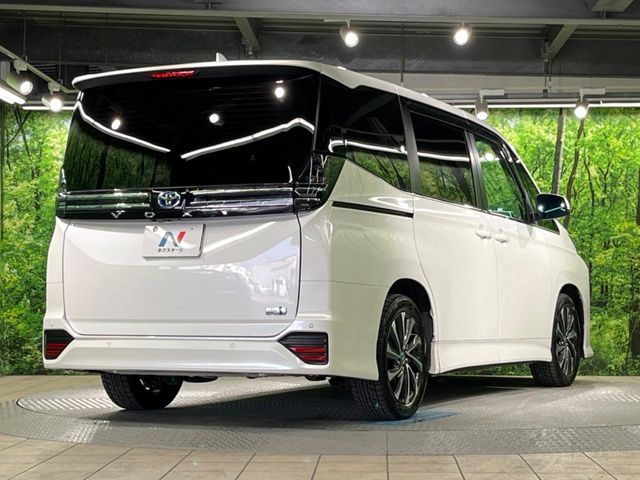 TOYOTA VOXY HYBRID 2024 Image 31