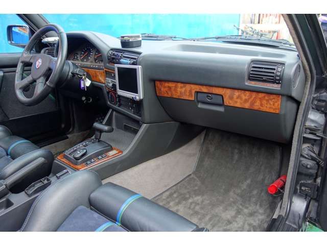 ALPINA B6 1989 Image 31