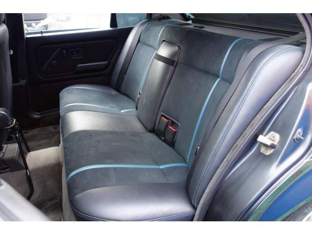 ALPINA B6 1989 Image 31