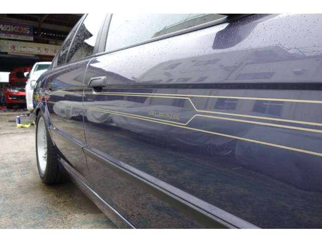 ALPINA B10 LIMOUSINE 1989 Image 31