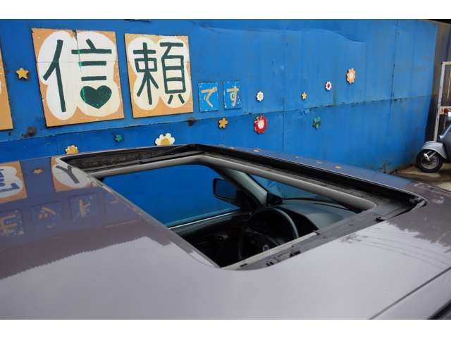 ALPINA B10 LIMOUSINE 1989 Image 31