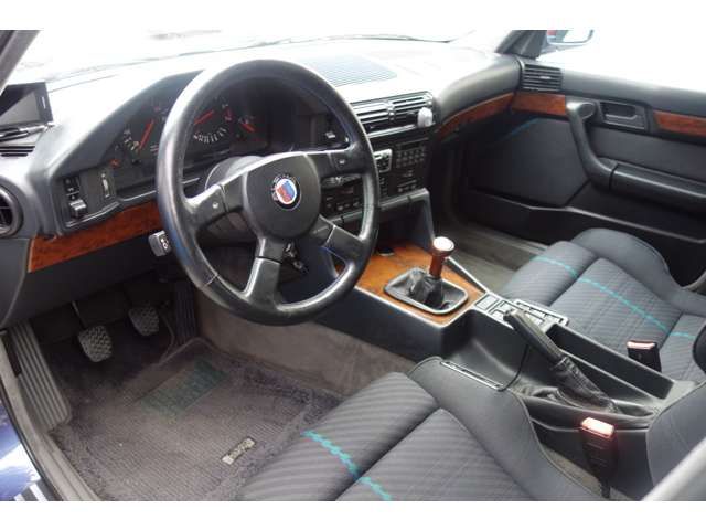 ALPINA B10 LIMOUSINE 1989 Image 31