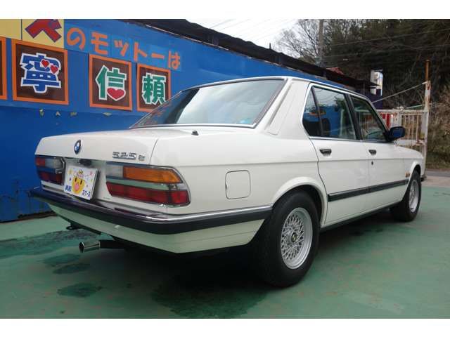 BMW 5SERIES SEDAN 1983 Image 31