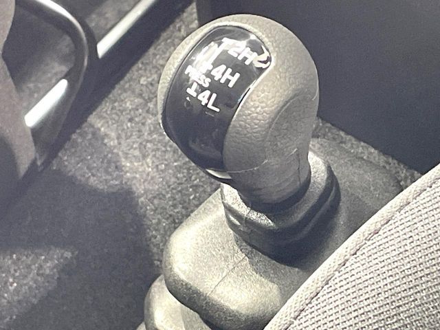 SUZUKI JIMNY NOMADE 2025 Image 31