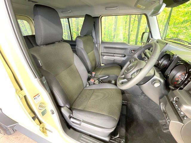 SUZUKI JIMNY NOMADE 2025 Image 31