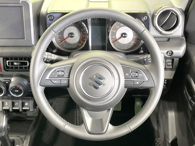 SUZUKI JIMNY NOMADE 2025 Image 31