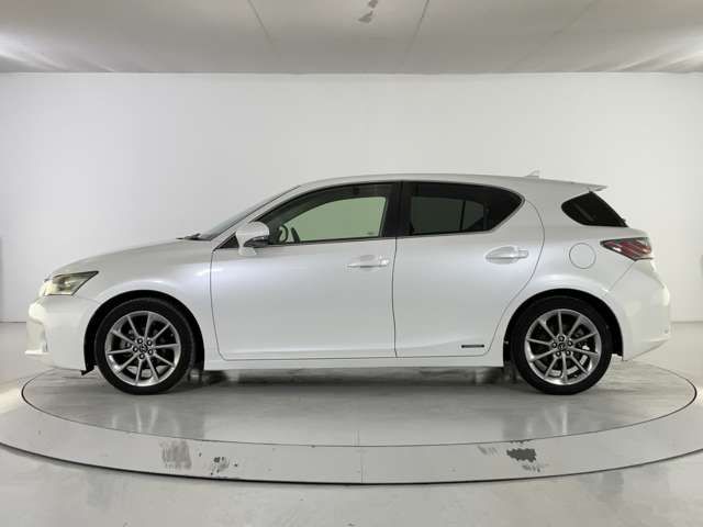 TOYOTA LEXUS CT200H 2013 Image 31
