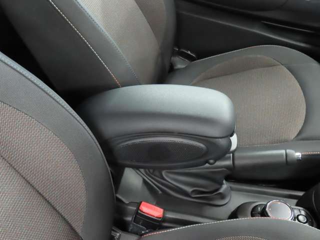 BMW MINI COOPER D 2019 Image 31