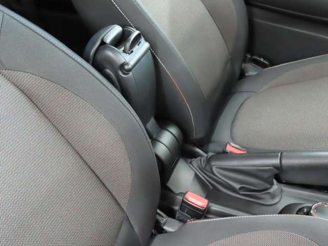 BMW MINI COOPER D 2019 Image 31