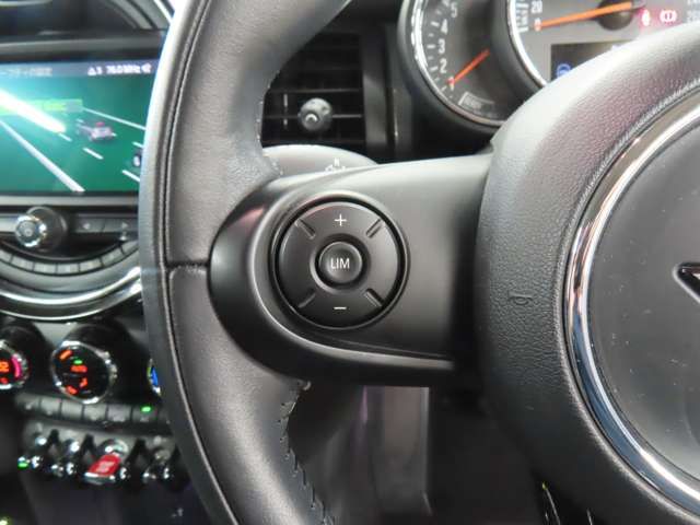 BMW MINI COOPER D 2019 Image 31