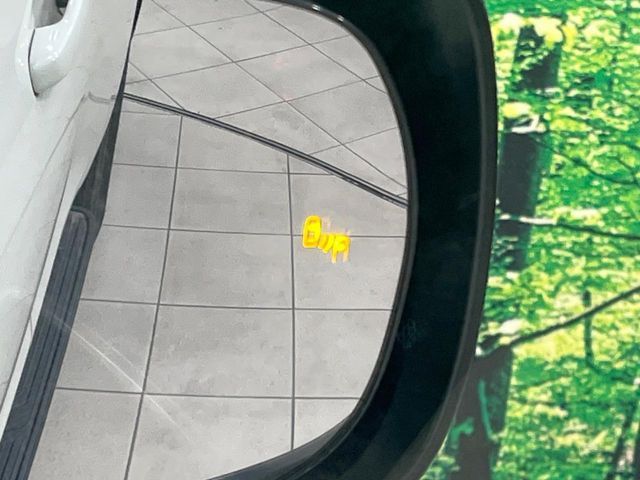 TOYOTA LANDCRUISER PRADO 2022 Image 31