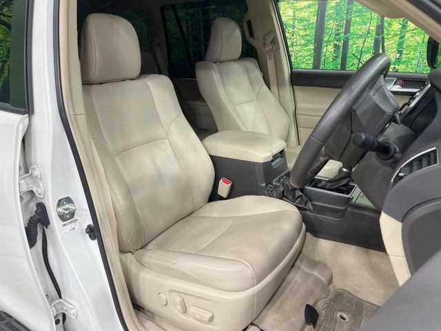 TOYOTA LANDCRUISER PRADO 2022 Image 31