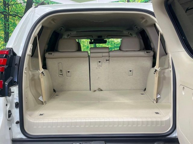 TOYOTA LANDCRUISER PRADO 2022 Image 31