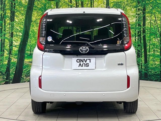TOYOTA SIENTA HYBRID 2023 Image 31
