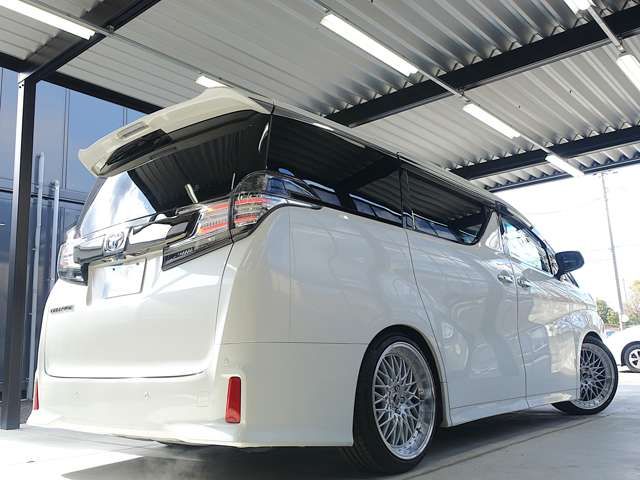 TOYOTA VELLFIRE 2016 Image 31