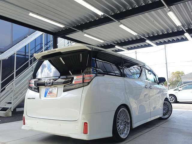 TOYOTA VELLFIRE 2016 Image 31