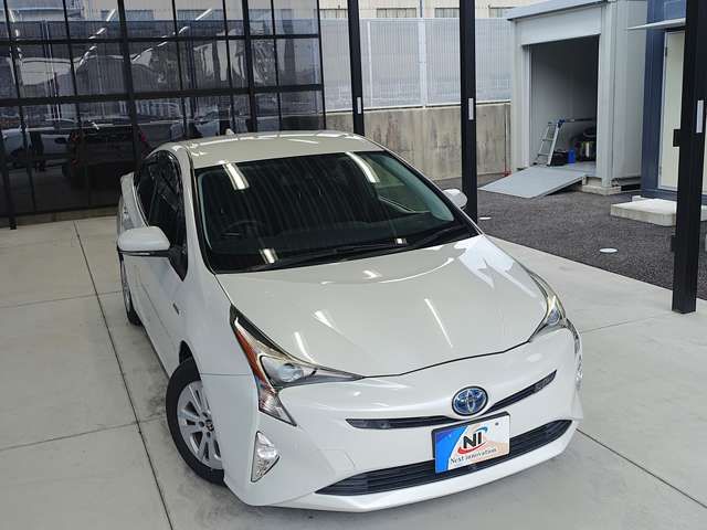 TOYOTA PRIUS 2017 Image 31