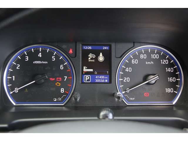 NISSAN NV350 CARAVAN 2020 Image 31