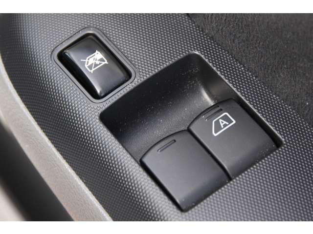 NISSAN NV350 CARAVAN 2020 Image 31