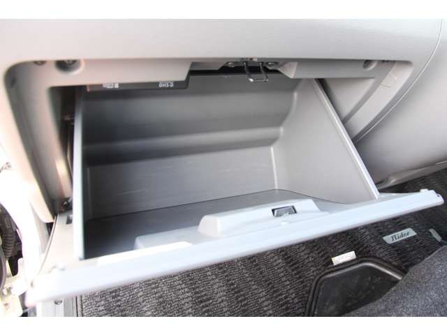 NISSAN NV350 CARAVAN 2020 Image 31