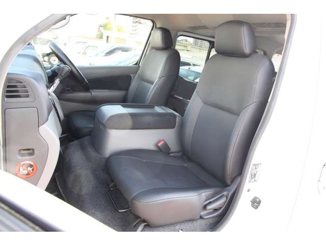 NISSAN NV350 CARAVAN 2020 Image 31