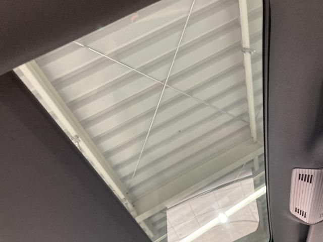 VOLKSWAGEN ID.4 2023 Image 31